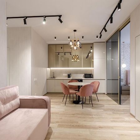 Petrovdom Ж38 In Luxury Apartments At 68 Zhylyanska Street,38 Perlyna เคียฟ ภายนอก รูปภาพ