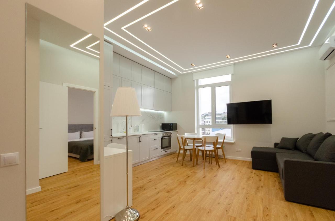 Petrovdom Ж38 In Luxury Apartments At 68 Zhylyanska Street,38 Perlyna เคียฟ ภายนอก รูปภาพ